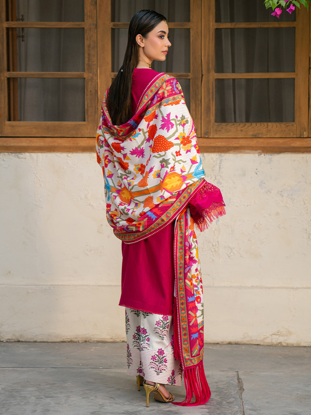 Bin Ilyas | Gulrukh Khaddar 25 | 66-B