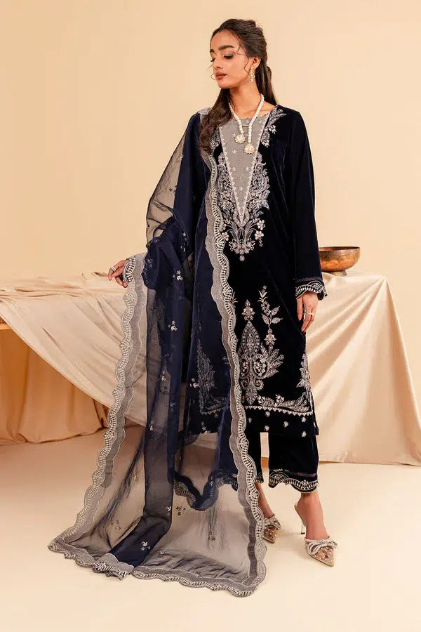 Nureh | Shades of Winter | Liza - Hoorain Designer Wear - Pakistani Ladies Branded Stitched Clothes in United Kingdom, United states, CA and Australia