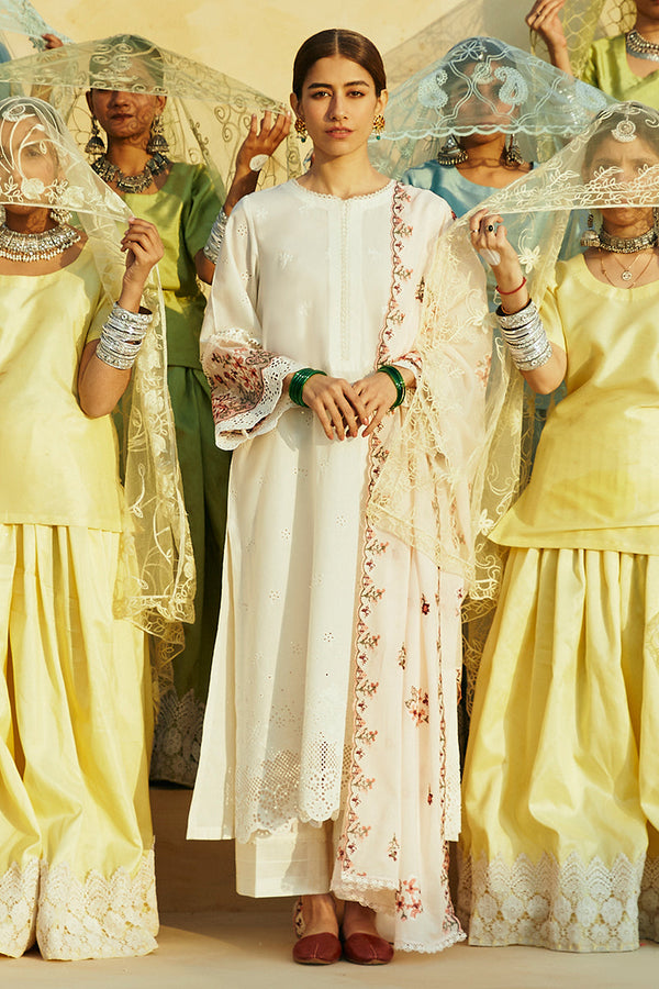 Cross Stitch | Premium Lawn 24 | PASTEL PINK - Hoorain Designer Wear - Pakistani Ladies Branded Stitched Clothes in United Kingdom, United states, CA and Australia