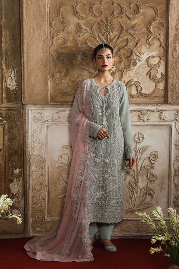 Emaan Adeel | Romansiyyah Luxury Formals | MAHPARI