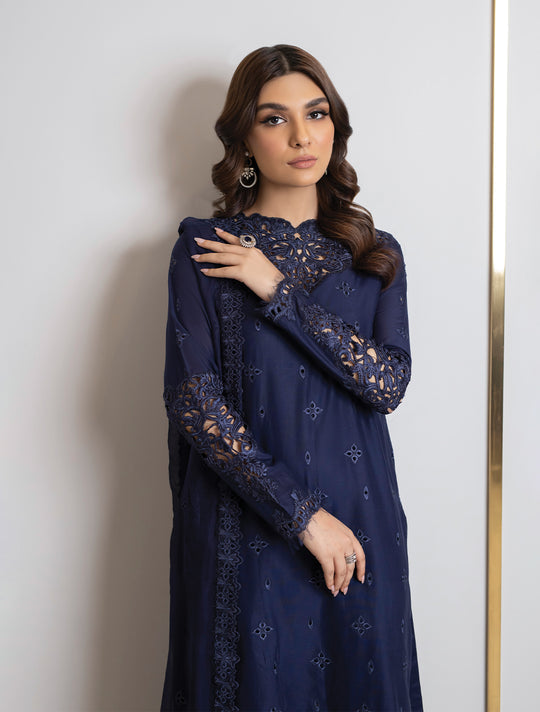 Iznik | Lawnkari 24 | UE-146 NEATSCAPE - Hoorain Designer Wear - Pakistani Ladies Branded Stitched Clothes in United Kingdom, United states, CA and Australia