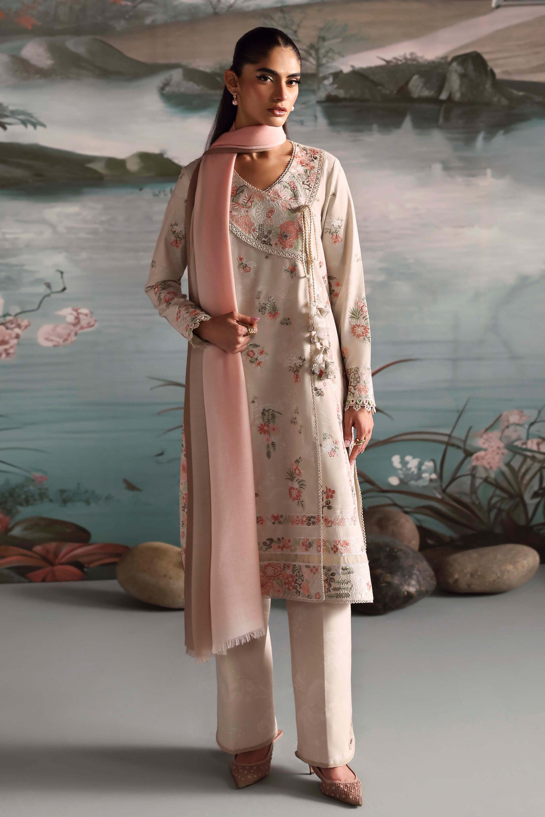 Sable Vogue | Ayame 25 | SWJC-08-25