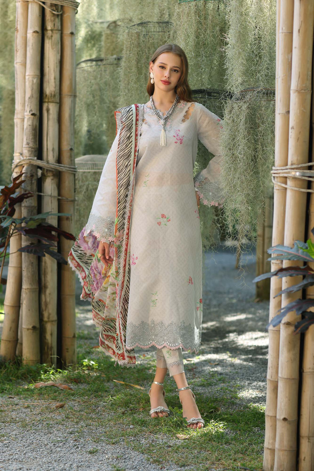 Noor by Saadia Asad | Eid Luxe Printedkari | D10-A