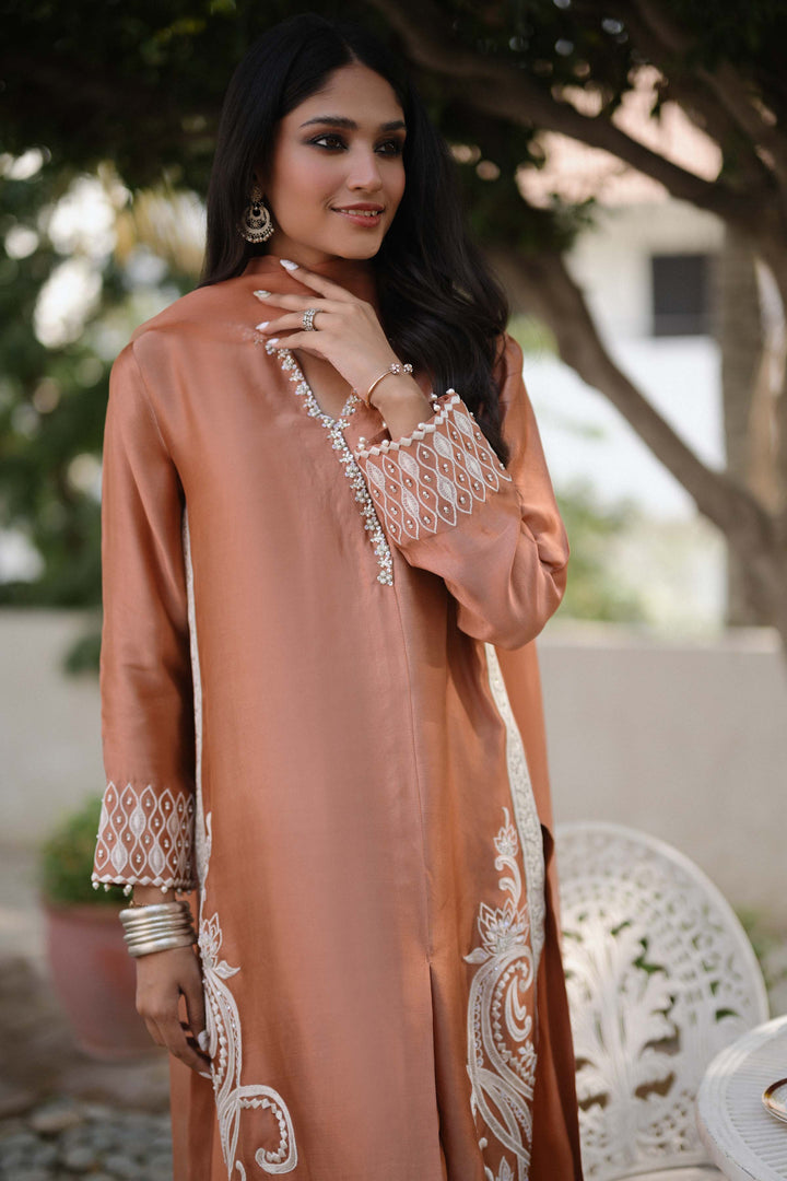 Hue Pret | Zard Collection | MERAAB - Hoorain Designer Wear - Pakistani Ladies Branded Stitched Clothes in United Kingdom, United states, CA and Australia