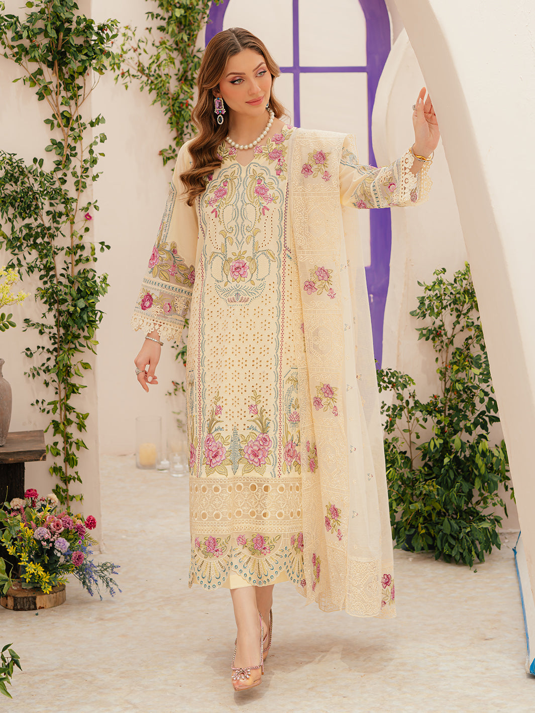 Mahnur | Allenura Luxury Lawn 24 | AMOUR - Pakistani Clothes for women, in United Kingdom and United States