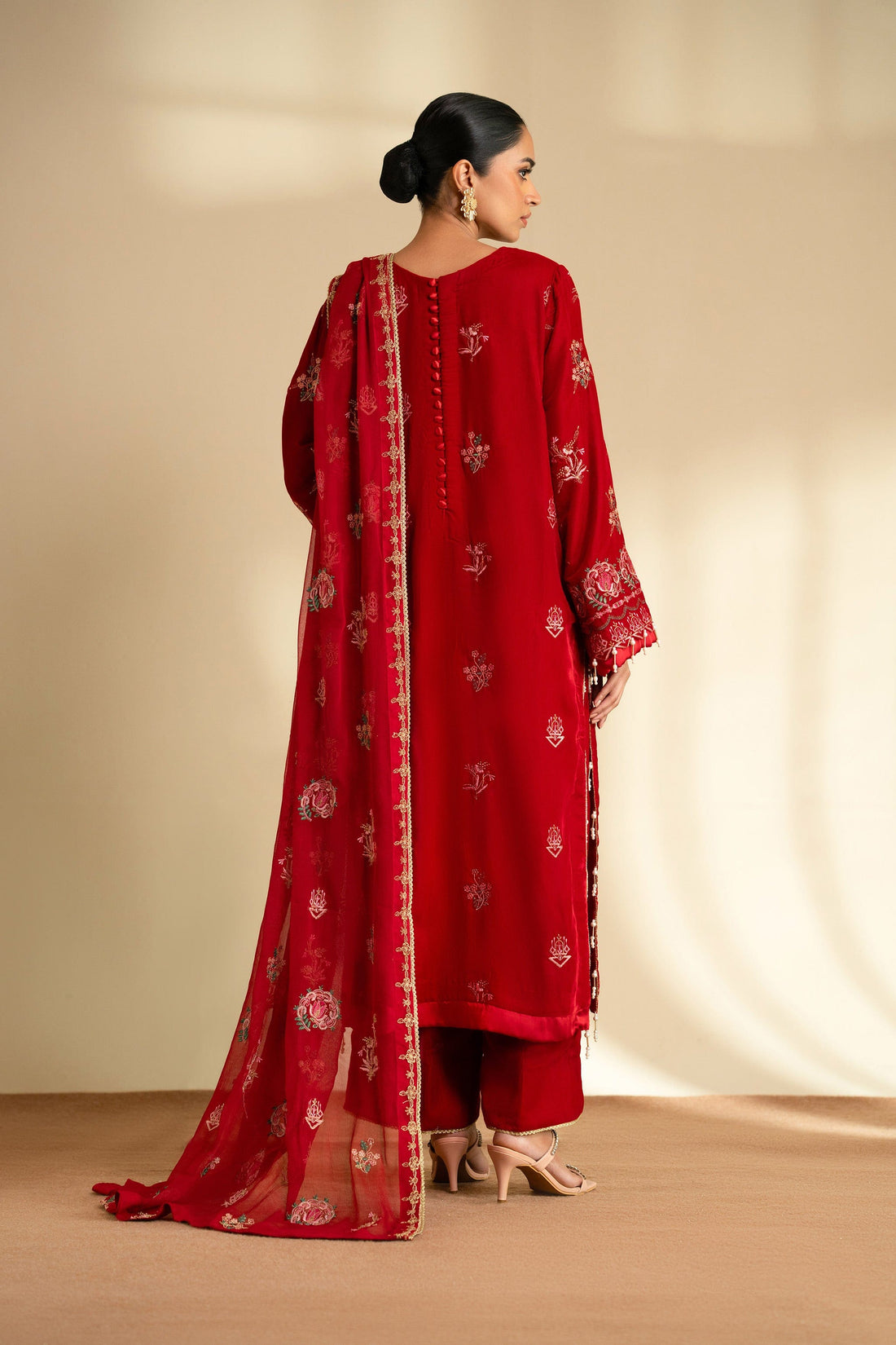 Taana Baana | The Velvet Affair | F0481