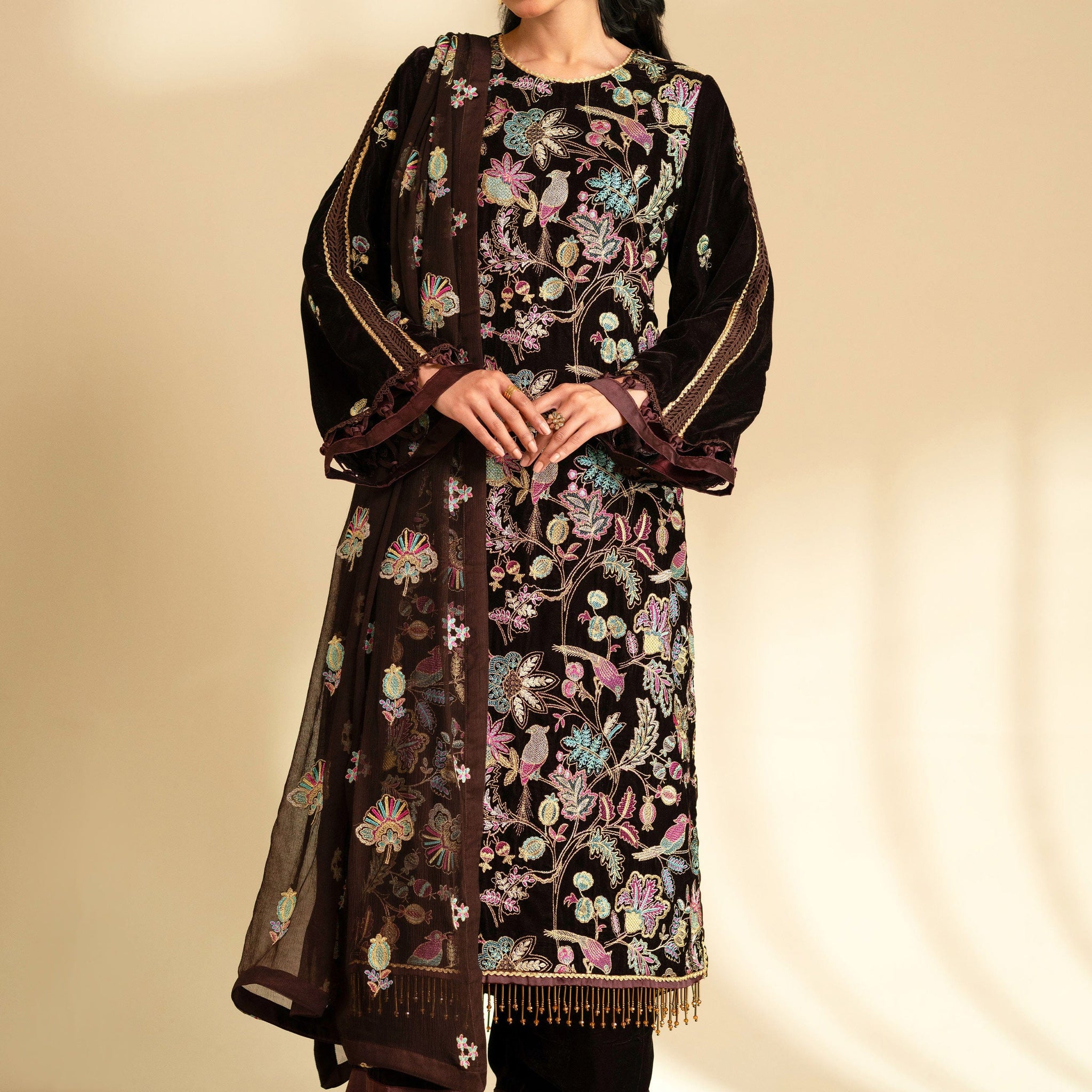 Taana Baana | The Velvet Affair | F0479A