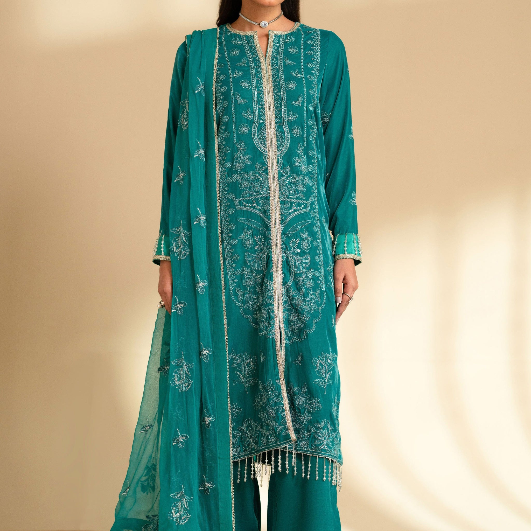 Taana Baana | The Velvet Affair | F0460