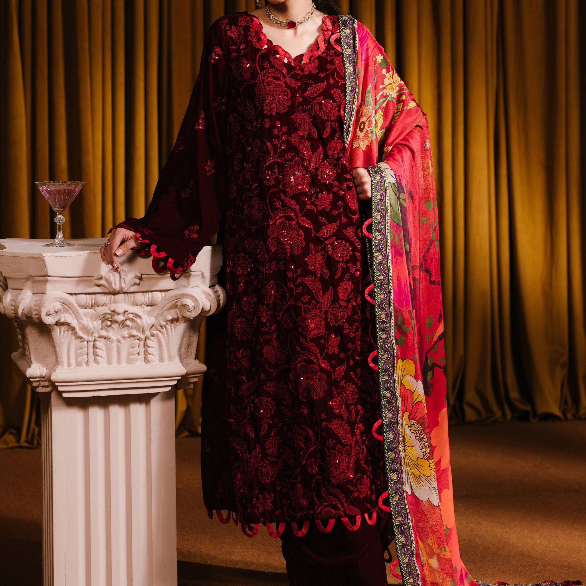 Taana Baana | The Velvet Affair | F0465