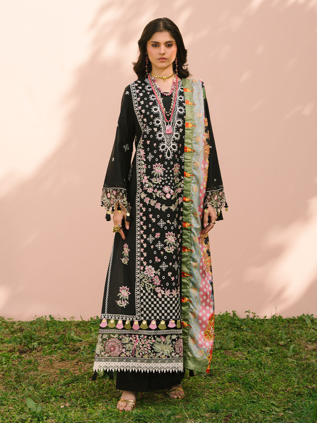 Mahnur | Dahlia Luxury Lawn 25 | Aurora