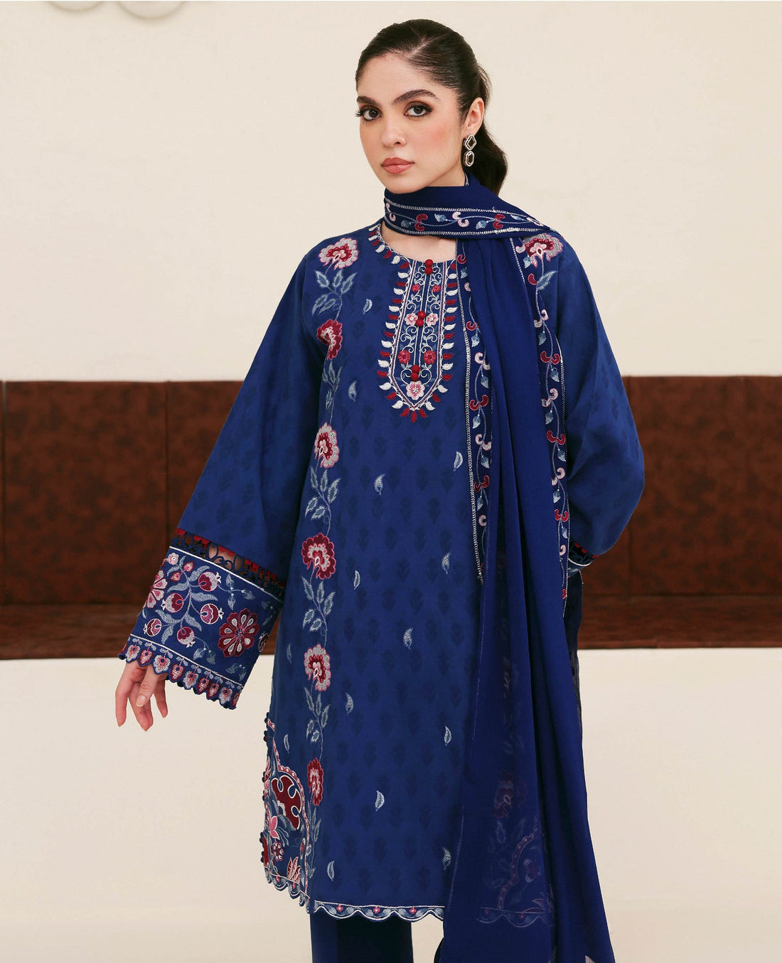 Republic Womenswear | Basics Pre Fall 25 | Perle