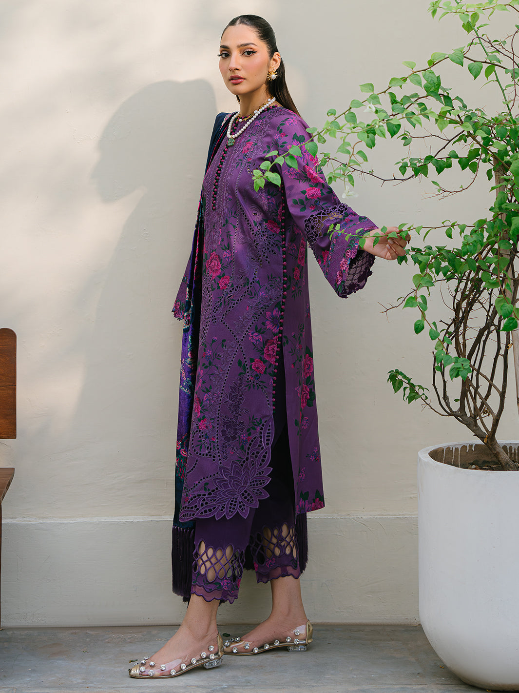 Bin Ilyas | Olivia Embroidered Winter 24 | 526 - A