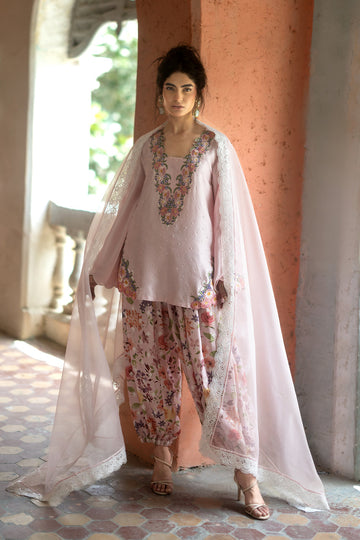 Zainab Chottani | Summer Edition 26 | Blush Fleur