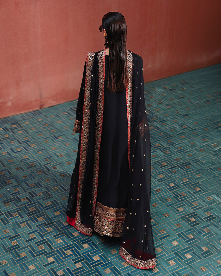 Mushq | Nuvera Rawsilk | Carmine Jewel