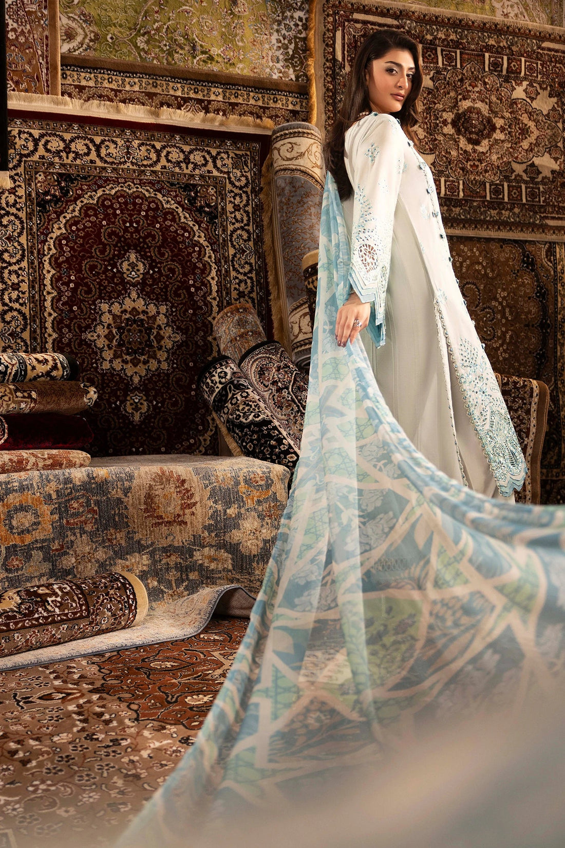 Adans Libas | Adans Chenille | CHENILLE 1694