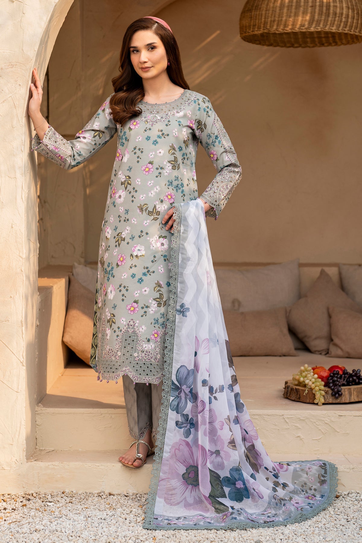 Alizeh | Levana Lawn | Cinder