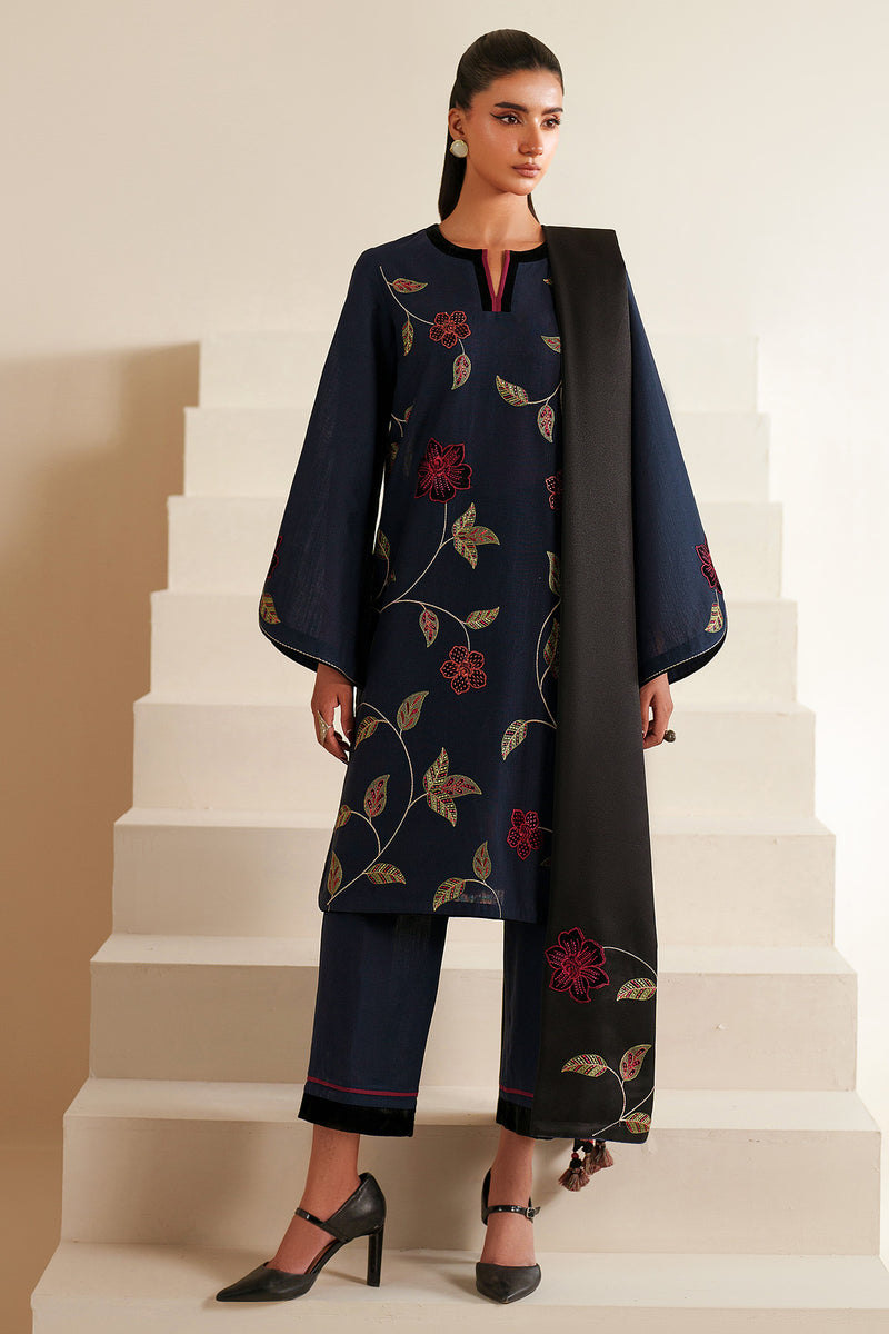 Jazmin | Winter 25 | UW-0216