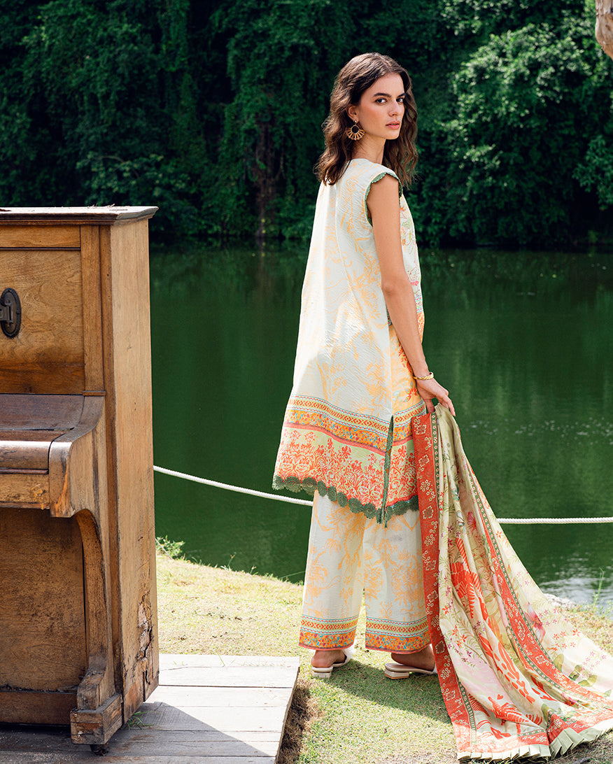 Roheenaz | Garden Veal Printed Lawn 25 | Gold Riddle