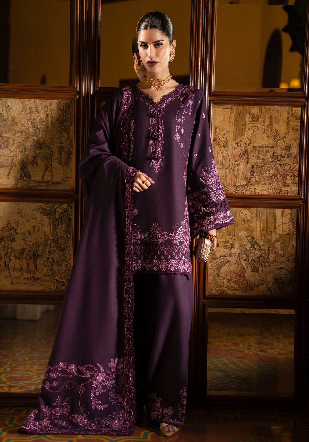 Kanwal Malik | Gulana Winter 25 | Roshanda