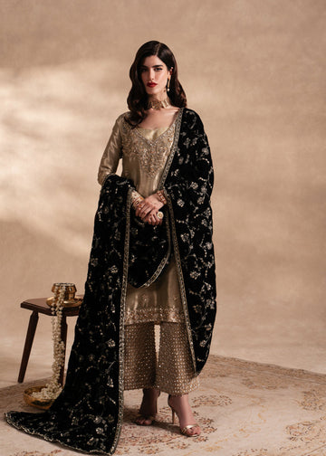 Sadaf Fawad Khan | Nafees Formals 25 | Nuhaz