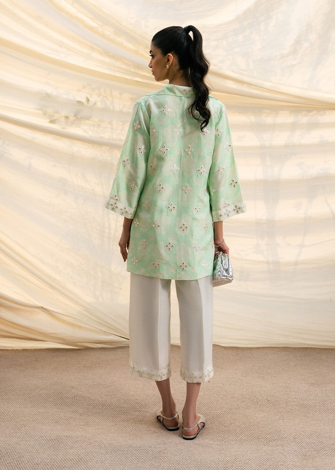 Mahgul | Ambi Bagh Silk Edit | Caelina
