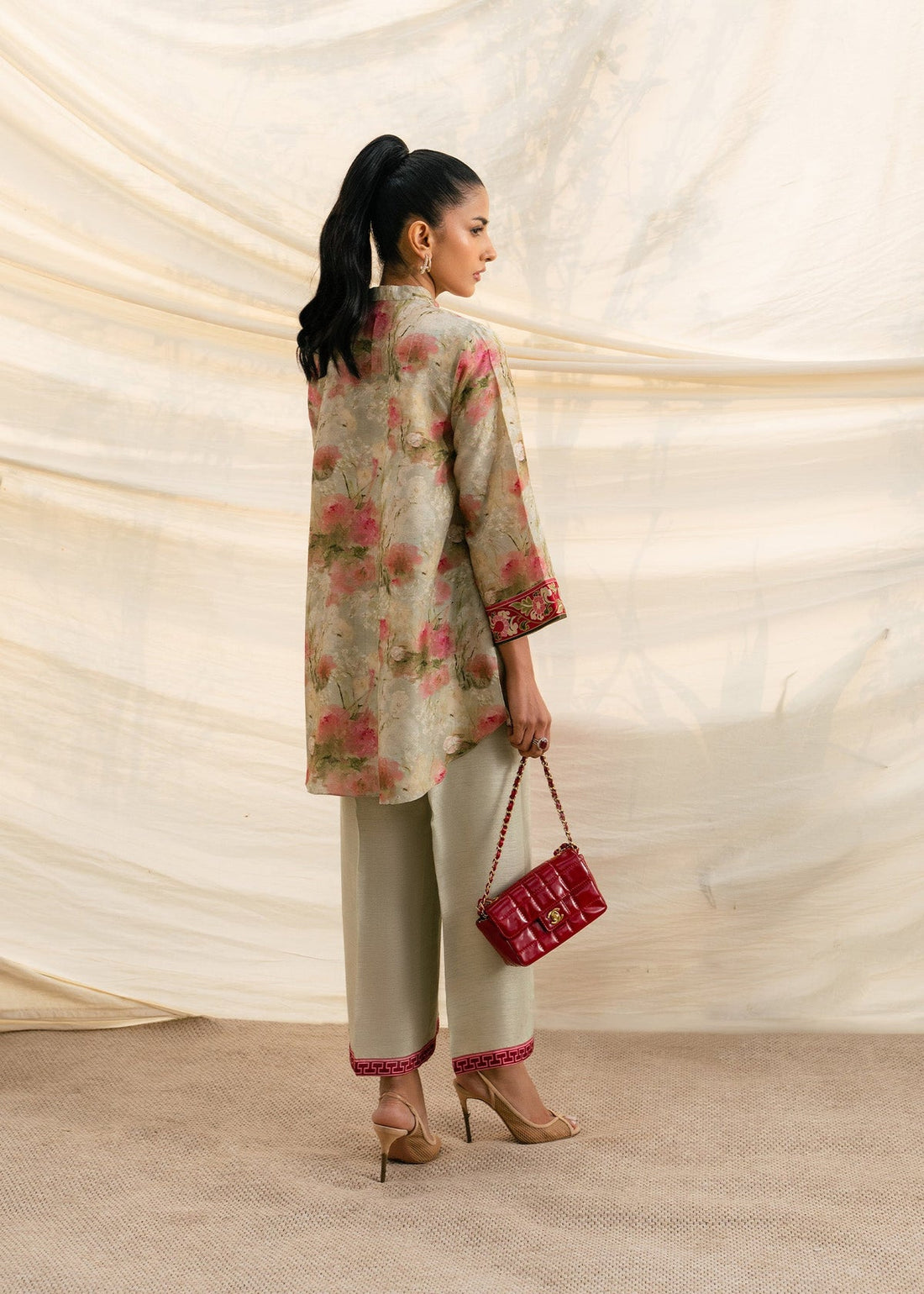 Mahgul | Ambi Bagh Silk Edit | Abeer