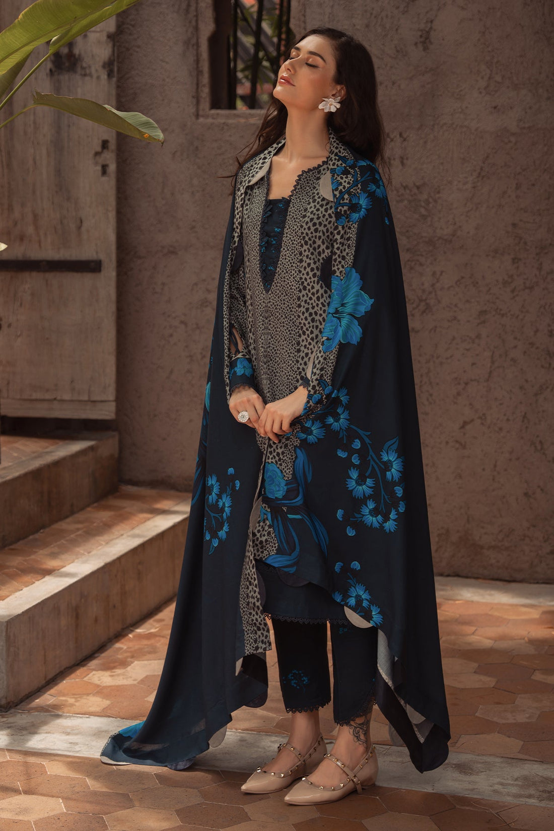 Charizma | C Prints Winter 25 | 
3-PC Unstitched Printed Linen Collection CPW5-02