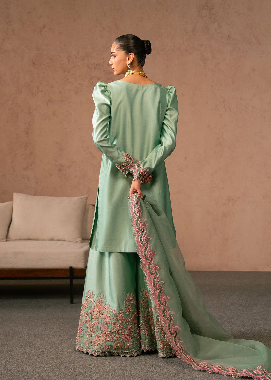 Dastoor | Amelia Luxury Pret 26 | Reeya