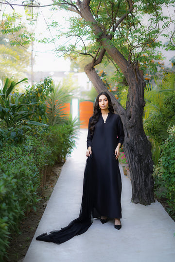 Erum Khan | Nue Pret | Midnight Enigma