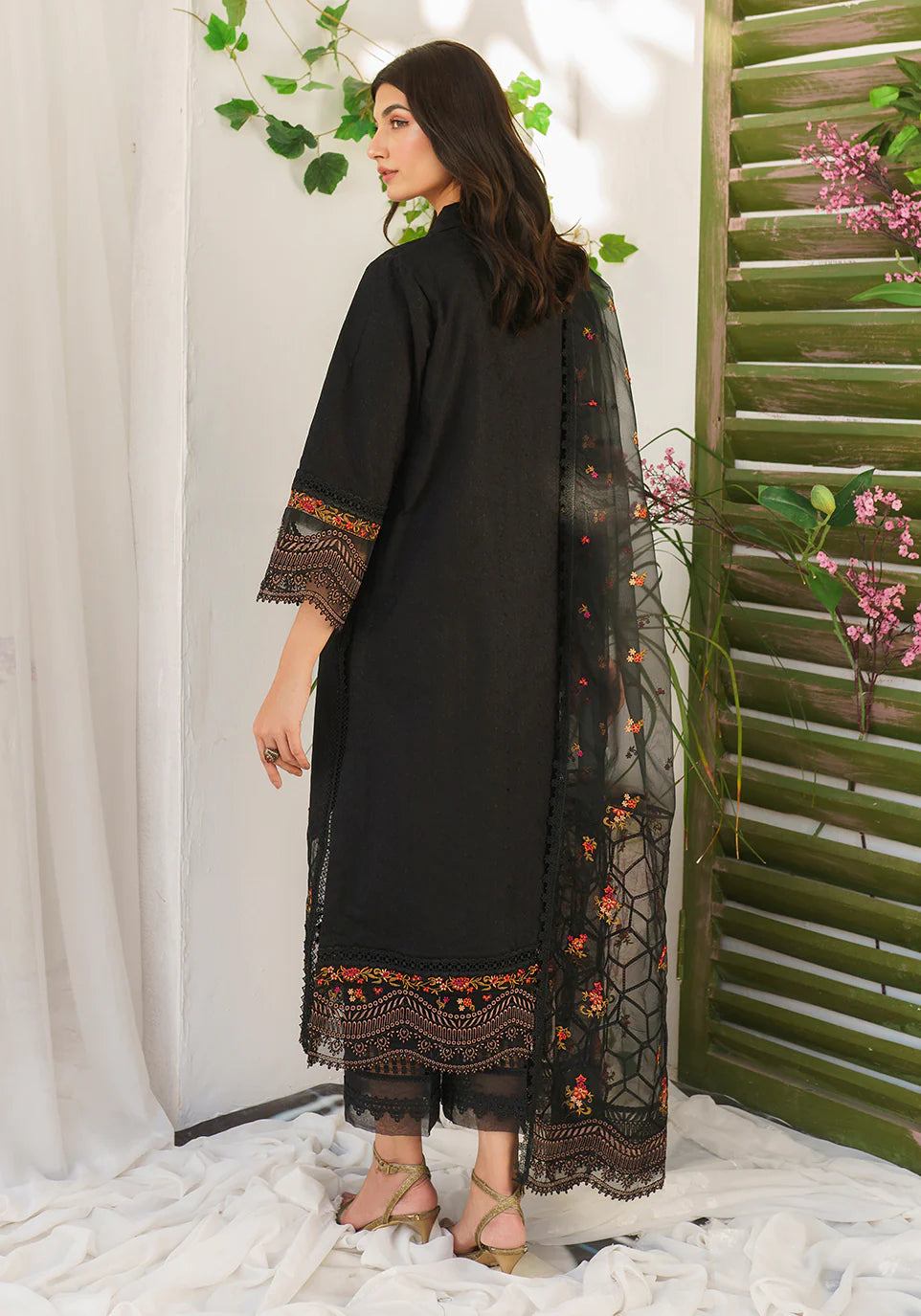 Zarqash | Belle Ame 24 | BL 007 Jardin Noir - Pakistani Clothes for women, in United Kingdom and United States