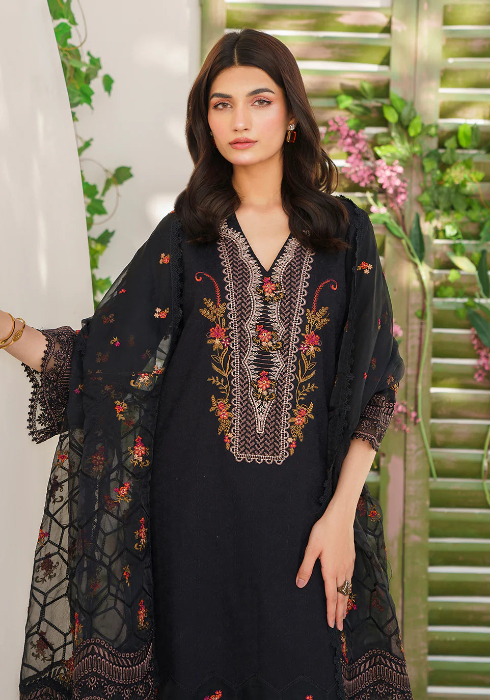 Zarqash | Belle Ame 24 | BL 007 Jardin Noir - Pakistani Clothes for women, in United Kingdom and United States