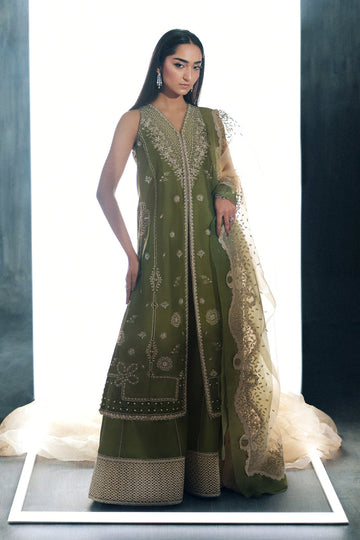 Nyra | Silk Pret A Porter 25 | Bella