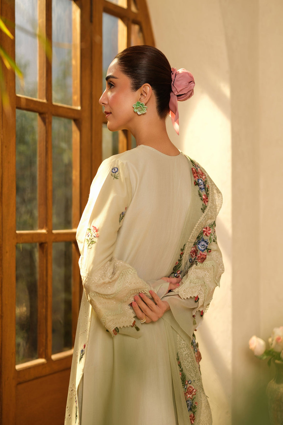 Maryam Hussain | Luxury Lawn 25 |  Mint