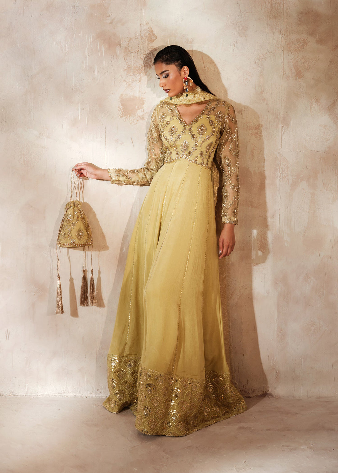 Mahum Asad | Soiree Formals | Zesty