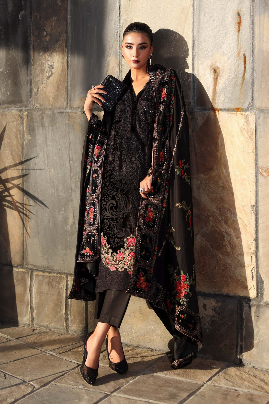 Maria B | Luxury Pret Winter 25 | DW-W25-29