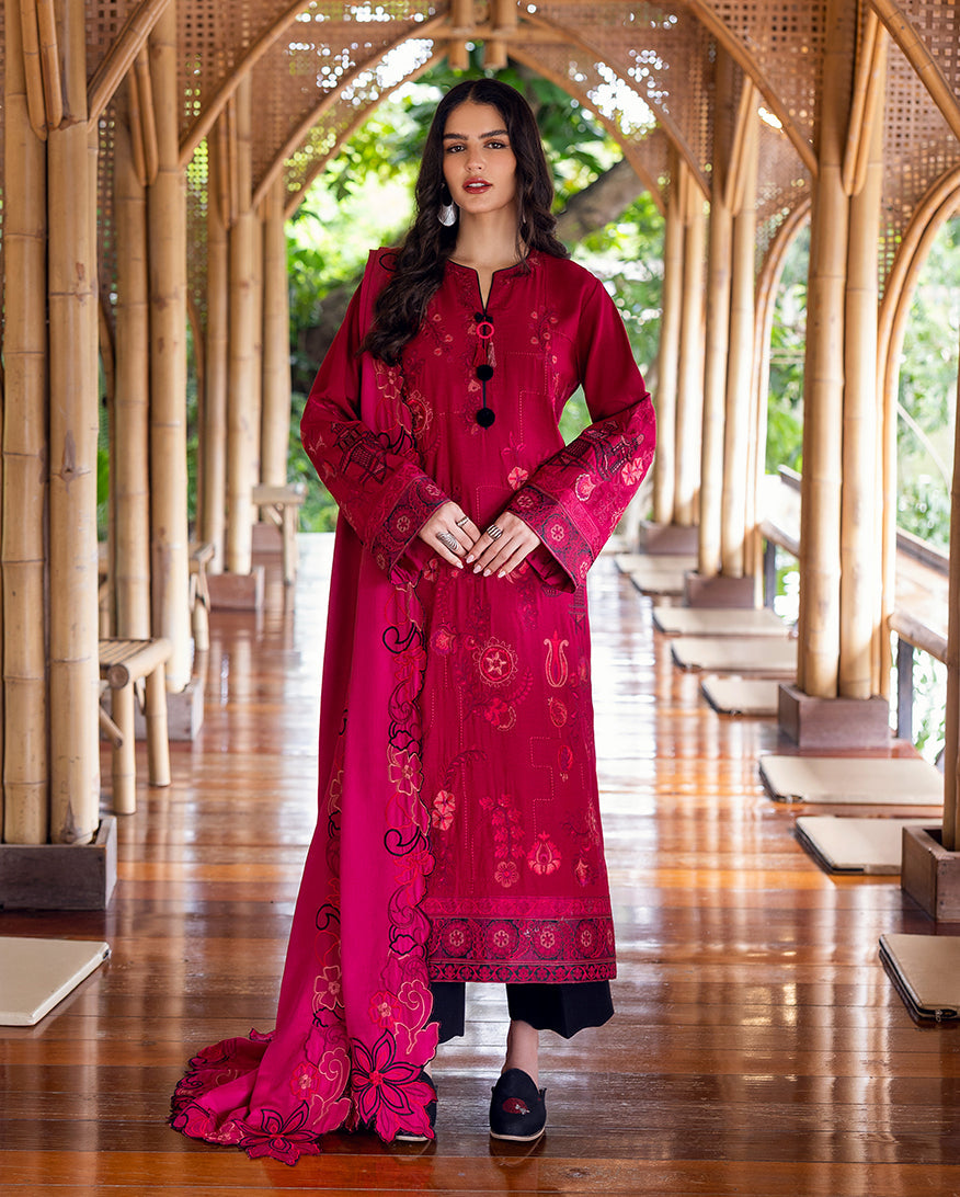 Mushq | Hemline Karandi | Emerald Glimmer main image 0