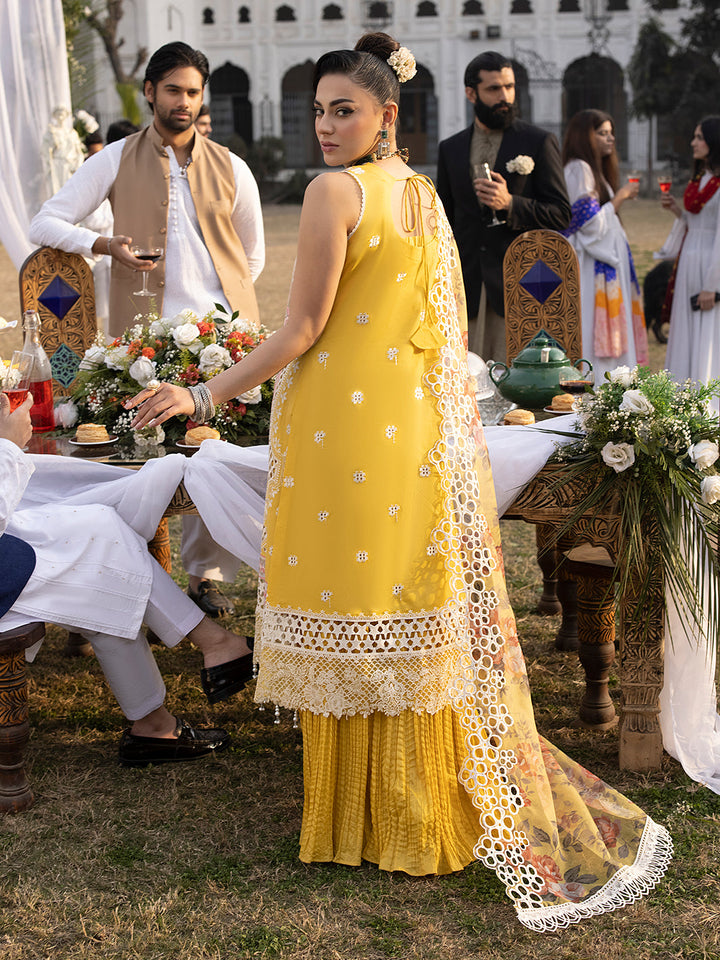 Mahnur | Mahrukh Luxury Lawn 24 | DELIA - Hoorain Designer Wear - Pakistani Ladies Branded Stitched Clothes in United Kingdom, United states, CA and Australia
