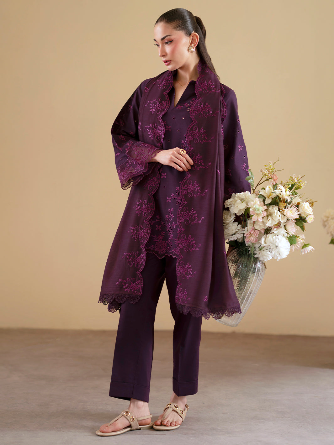 Mahnur | Ember Lawn 26 | EM-001