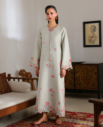 Republic Womenswear | Neonma Essential Pret 26 |Giselle