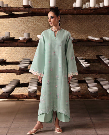 Republic Womenswear | Neoma Essential Basic Pret 26 |Isolde