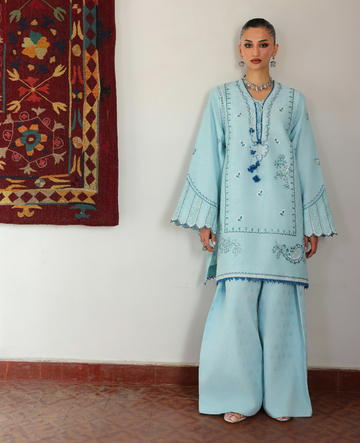 Republic Womenswear | Neonma Essential Pret 26 |Skyloom