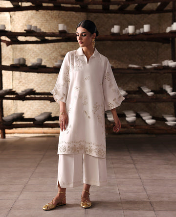 Republic Womenswear | Neoma Essential Basic Pret 26 |Amara