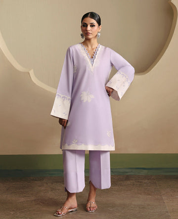 Republic Womenswear | Neoma Essential Basic Pret 26 |Aurelia