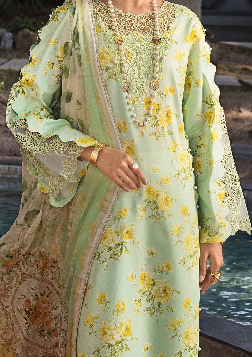 Elaf Premium | Signature Embroidered Lawn 24 | ESL-06B MAJESTIC NOVA - Pakistani Clothes for women, in United Kingdom and United States