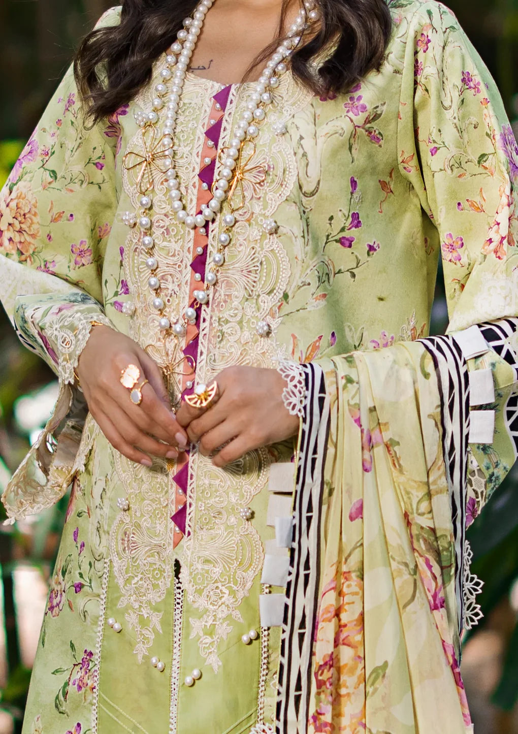 Elaf Premium | Signature Embroidered Lawn 24 | ESL-03B CLARISSE - Pakistani Clothes for women, in United Kingdom and United States