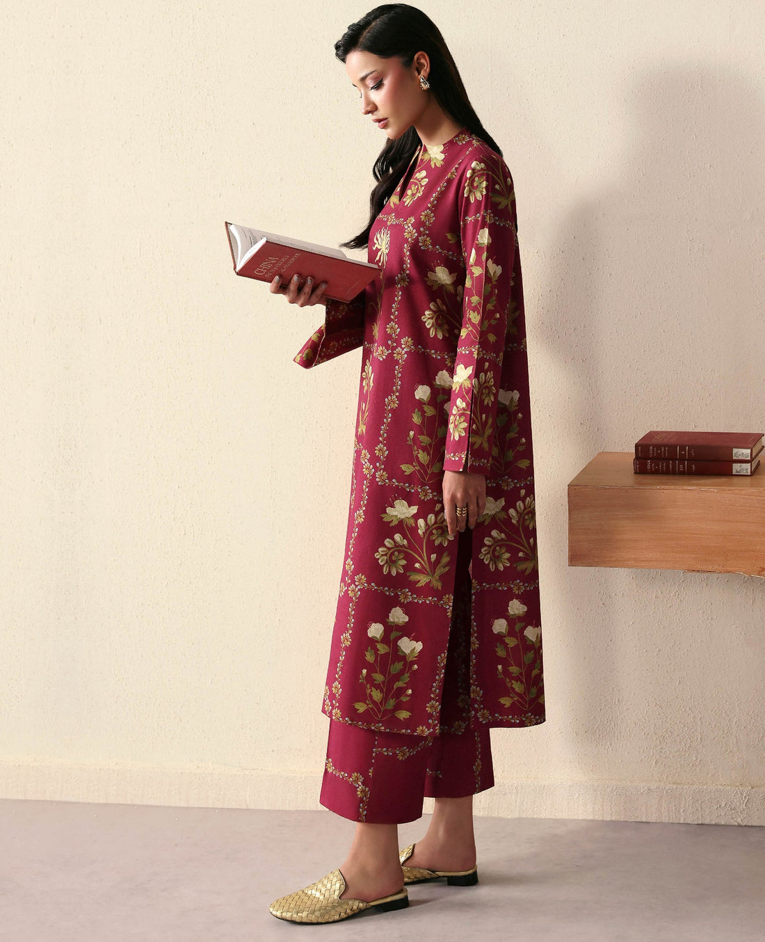 Republic Womenswear | Basics Winter 25 | Élia