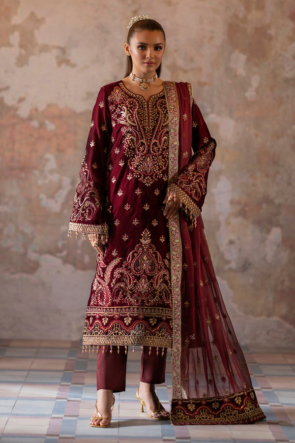 Emaan Adeel | Saanjh Velvet Collection 24 |  Tara