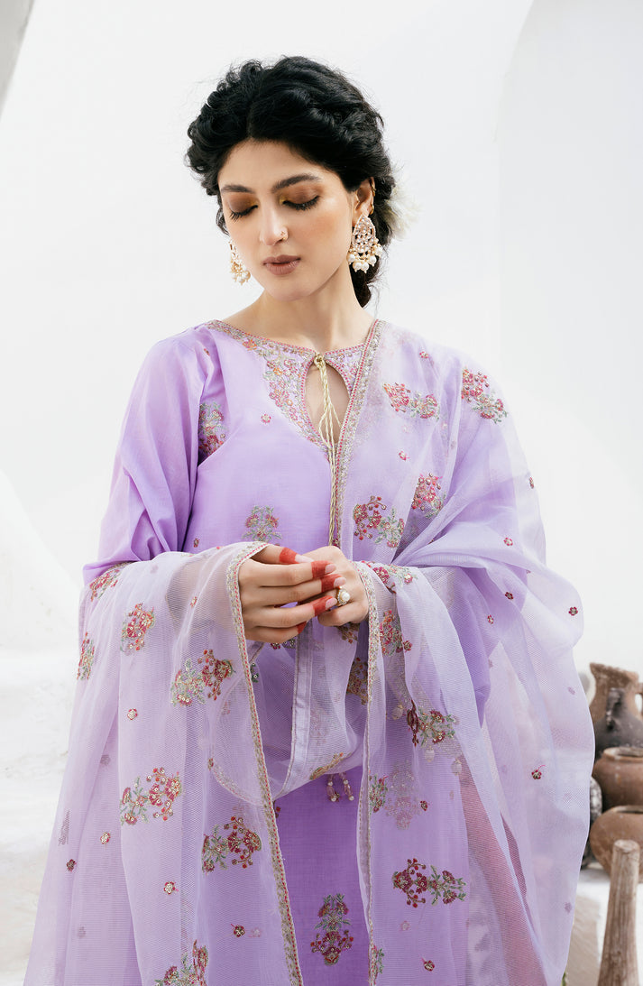Emaan Adeel | Gul Mohr Eid Pret | ZARQA - Hoorain Designer Wear - Pakistani Ladies Branded Stitched Clothes in United Kingdom, United states, CA and Australia