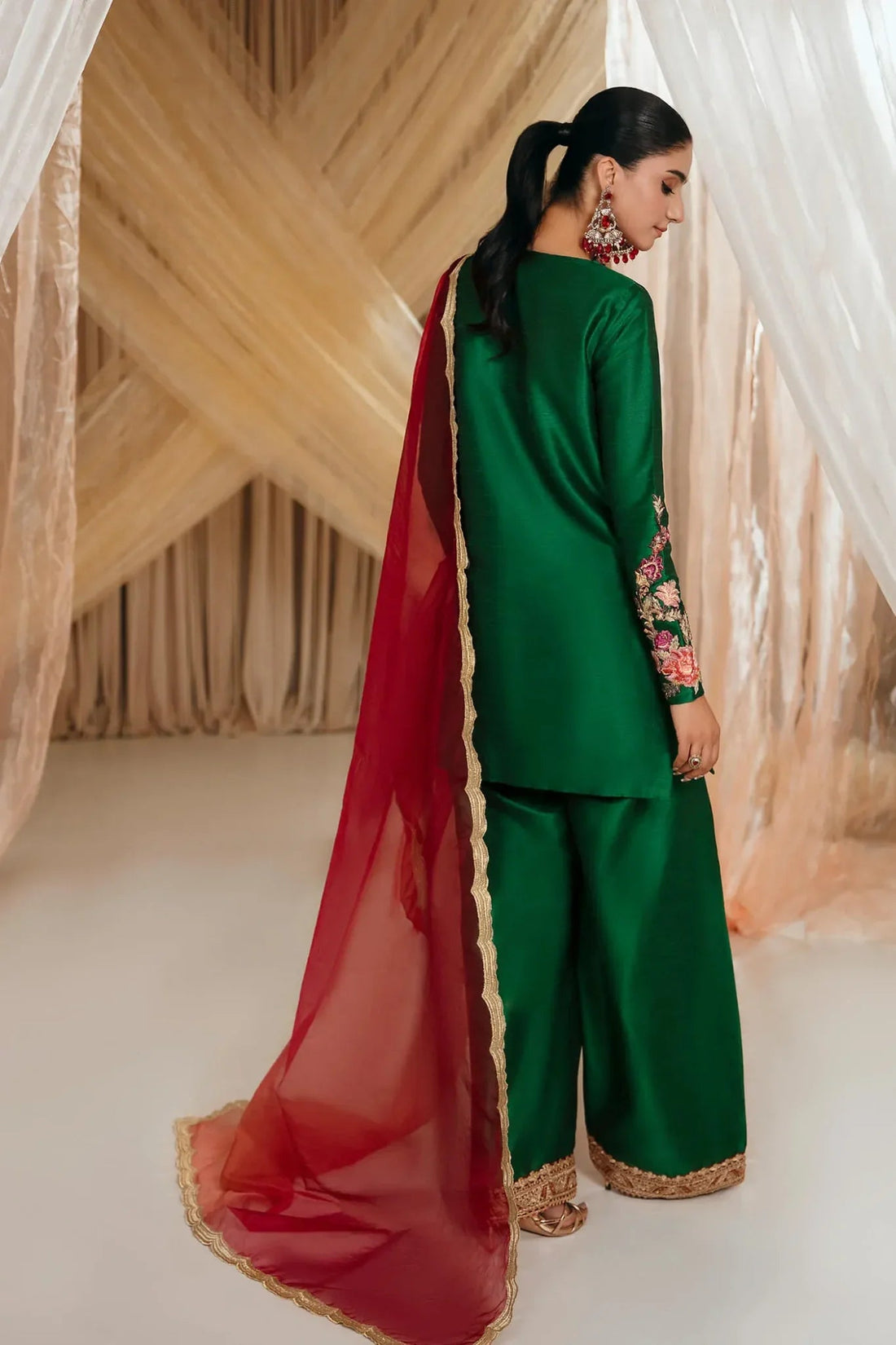 Musferah Saad | Mystere Formals | Emerald Garden