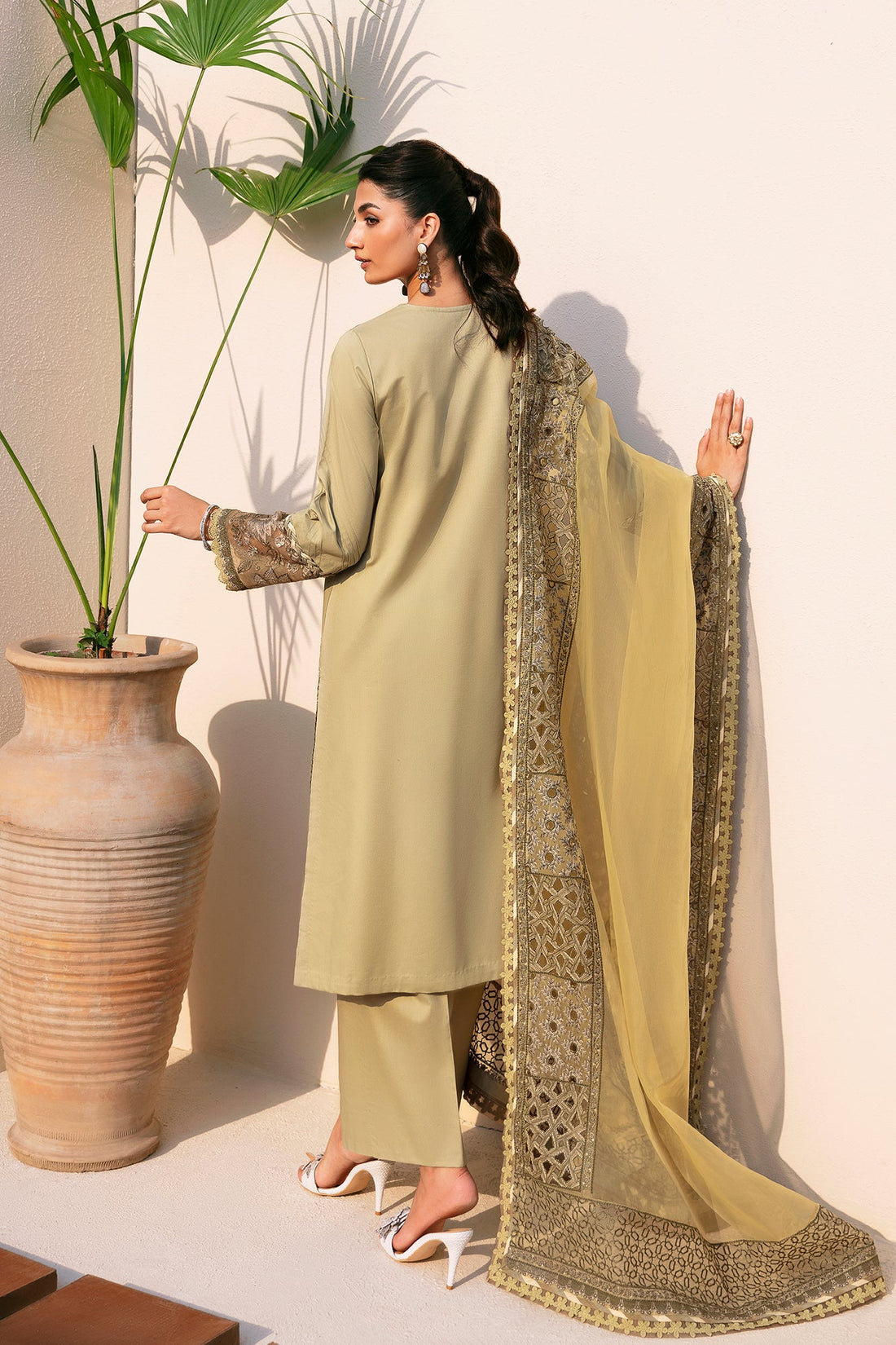 Ethnic | Rozana Winter Collection | ET-06